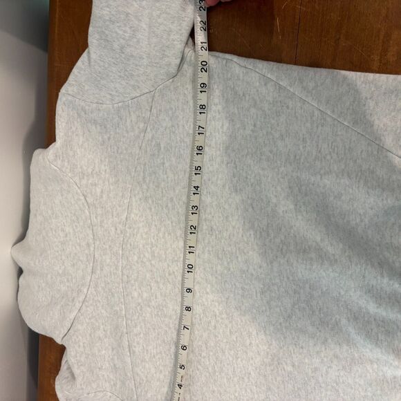 Alo size Small Light Grey Funnel Neck Loungewear Athleisure Yoga Sweatshirt - Picture 7 of 7